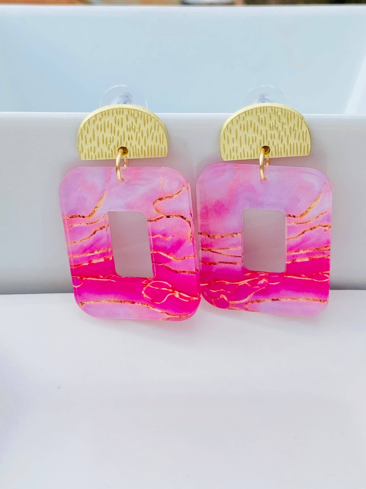 Spring Blush Marble Statement Earrings – Pink & Gold Acrylic